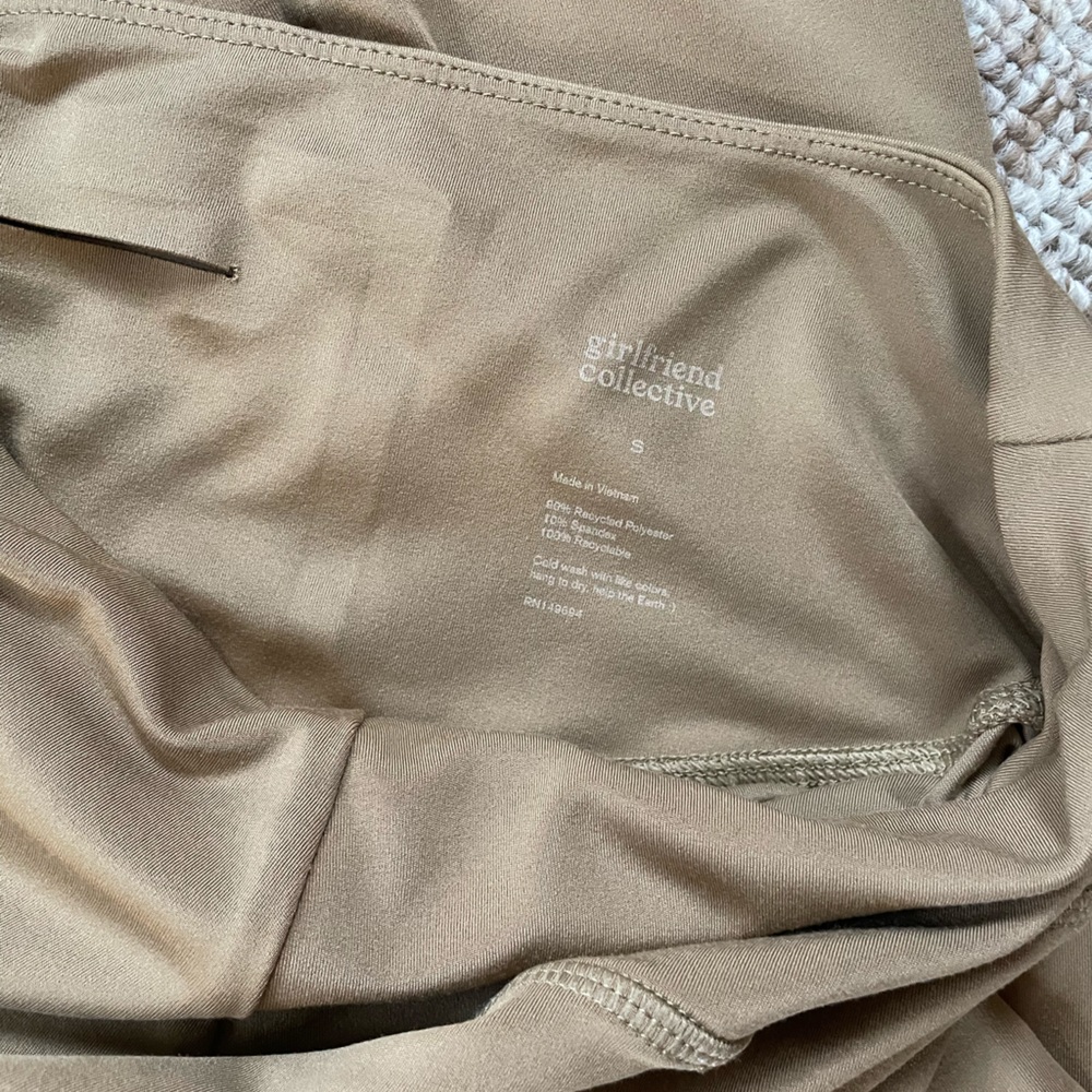 Girlfriend Collective Float Legging And Cleo Halt… - image 5